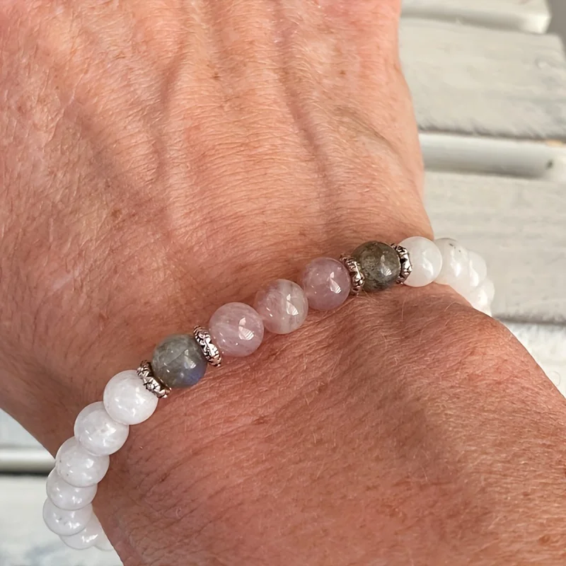 ニュームーンストーン、ラブラドライト、ローズクォーツのブレス - Coordinates Bracelet のレビューと価格